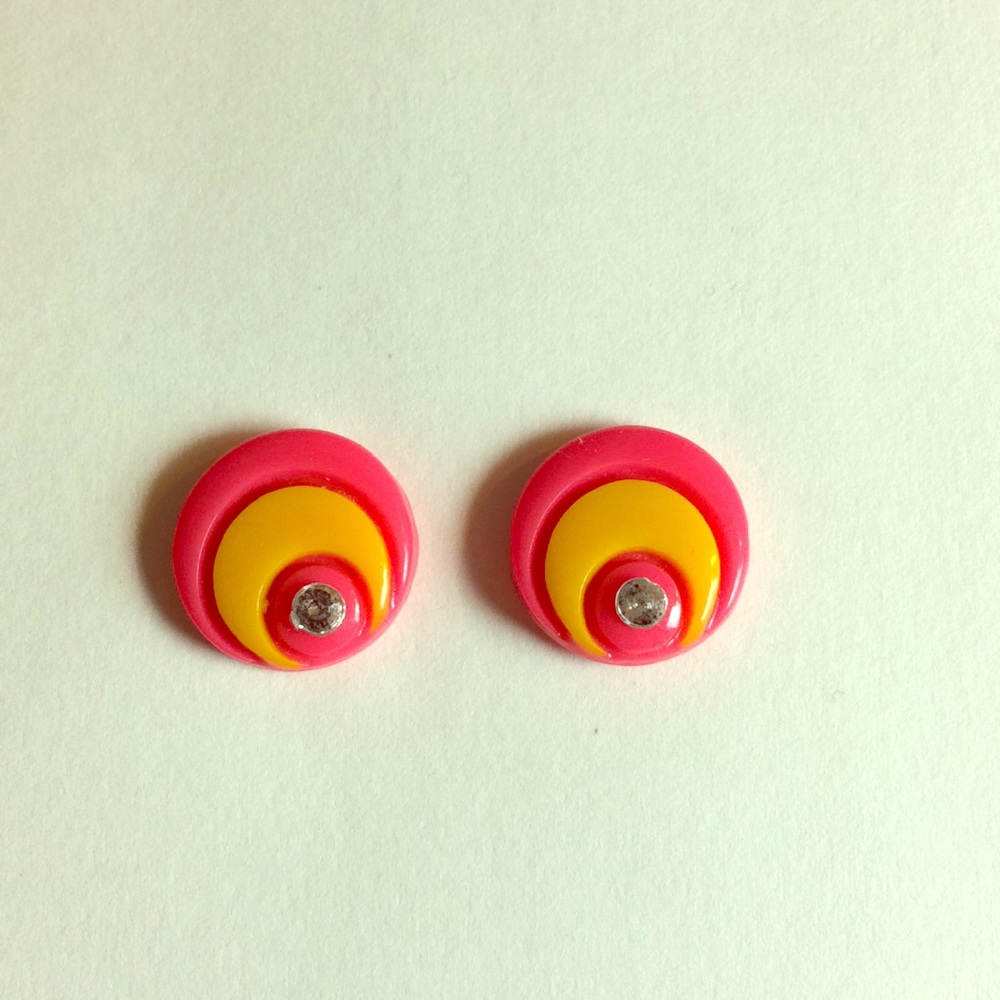 Post earrings